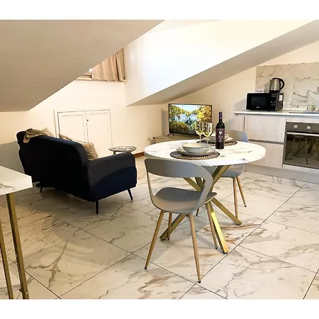 Holiday home Carolas Luxury House